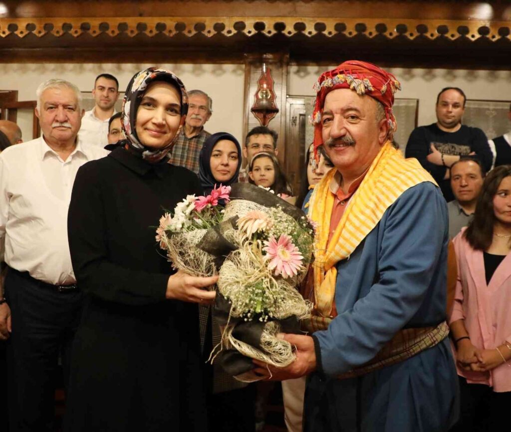 Vali̇ Yi̇ği̇tbaşı: “Yarenli̇k Türk Kültüründe Önemli̇ Bi̇r Yere Sahi̇p”