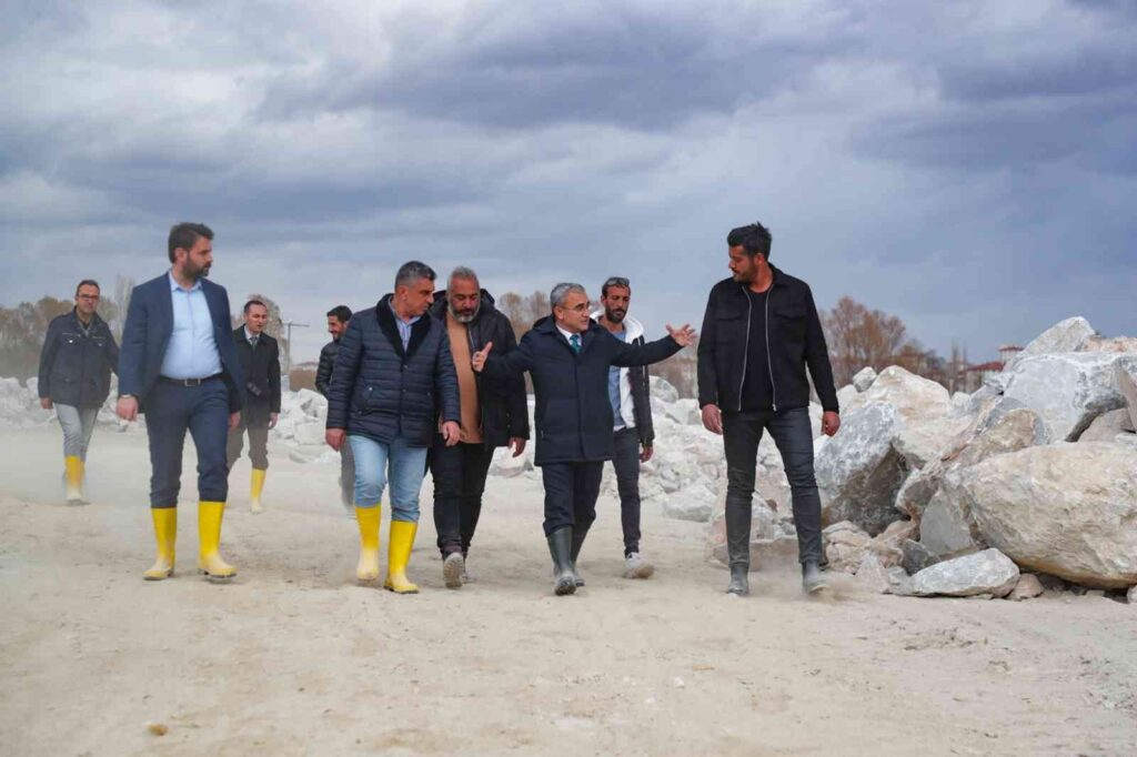 Yedi̇göllerde 33 Günde 167 Bi̇n Metrekareli̇k Alanın Altyapısı Tamam