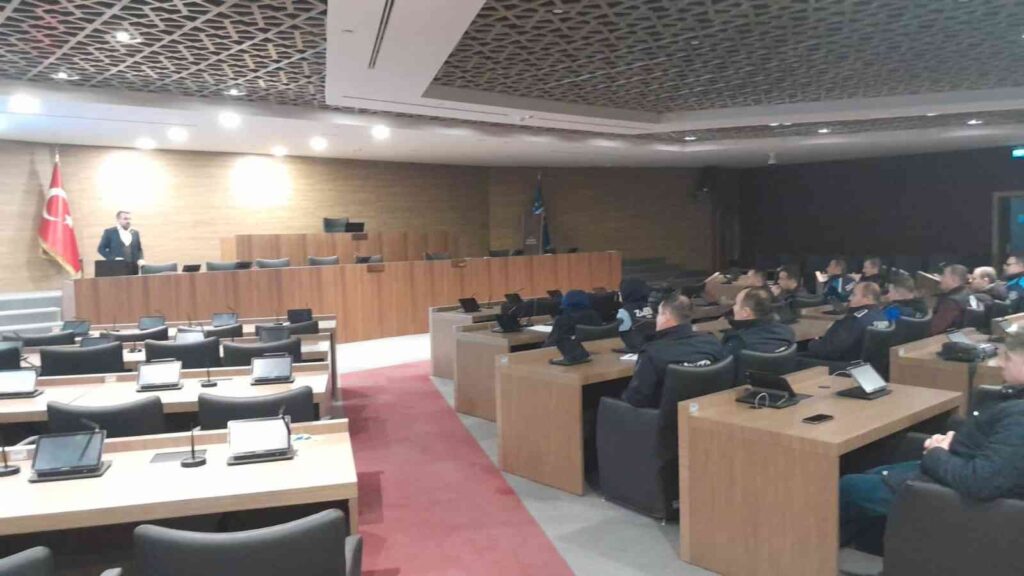 Zabıta Personeli̇ne Eği̇ti̇m