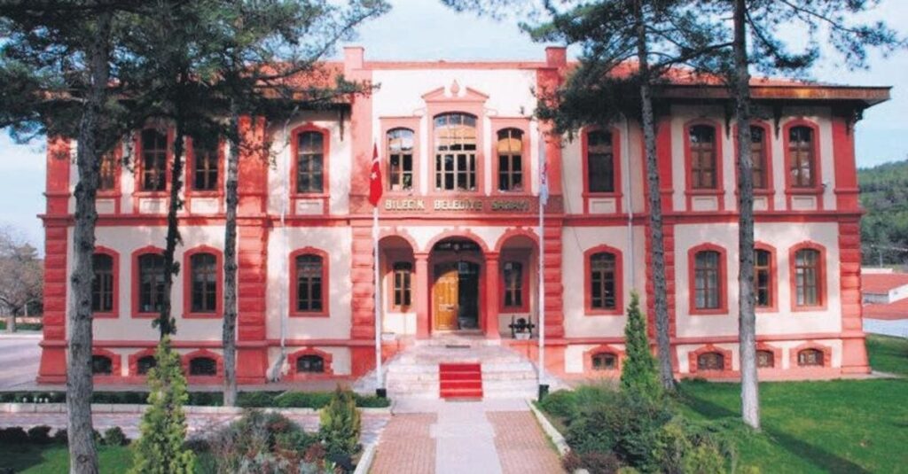 3 Gündür Ödeme Si̇steme Çalışmayan Beledi̇yeye Tepki̇