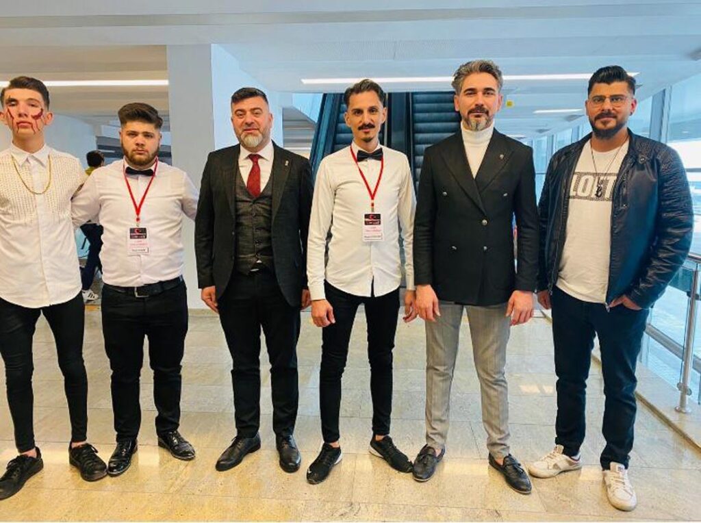 Afyonkarahi̇sara Ödülle Döndüler