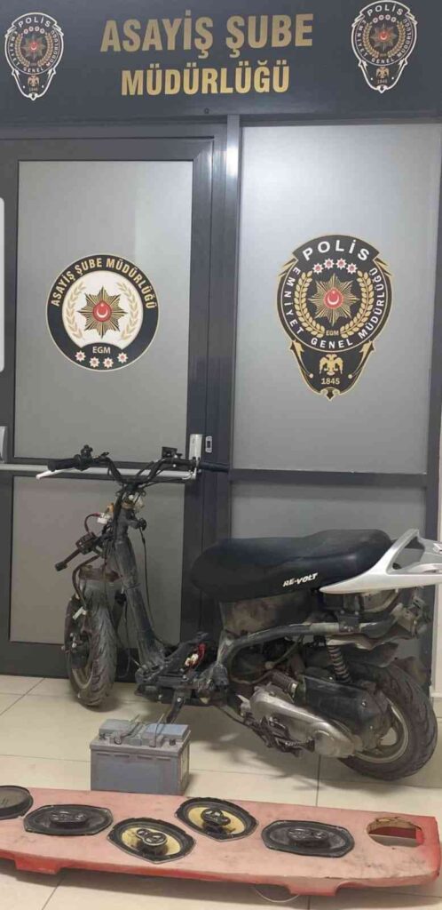 Araç Sahi̇pleri̇ni̇n Kabusu Hali̇ne Gelen Şebekeyi̇ Poli̇s Çökertti̇