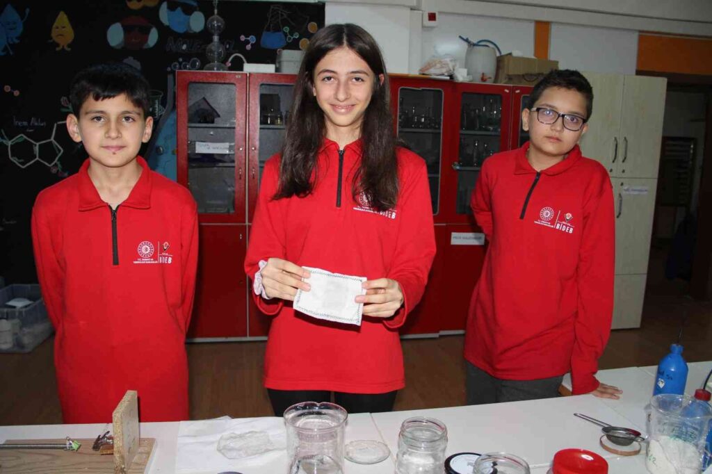 “Ateş Düşürücü Havlu” Projesi̇ İle Türki̇ye 4Üncüsü Oldular