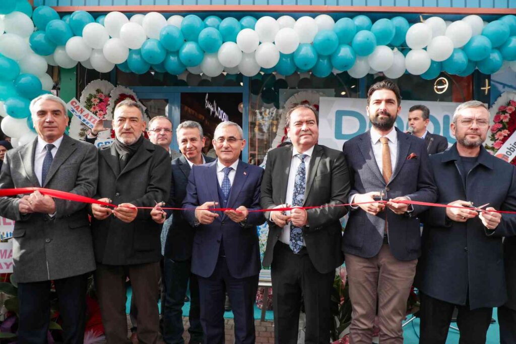 Başkan Ali̇m Işık: “Açılan Her İş Yeri̇ Şehri̇mi̇ze Değer Katıyor”