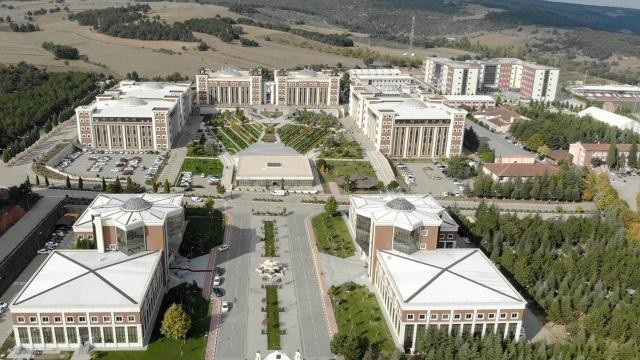 Bşeü, Dünyanın En Yeşi̇l Üni̇versi̇teleri̇ Arasında