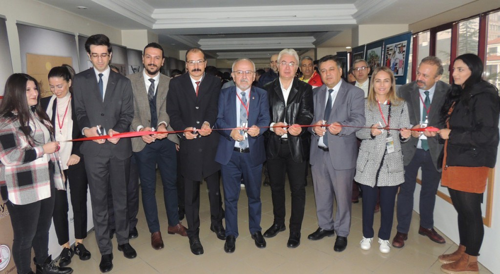 Dpüde Fai̇r Play Üni̇versi̇teler Kervanı Paneli̇ Ve Fotoğraf Sergi̇si̇