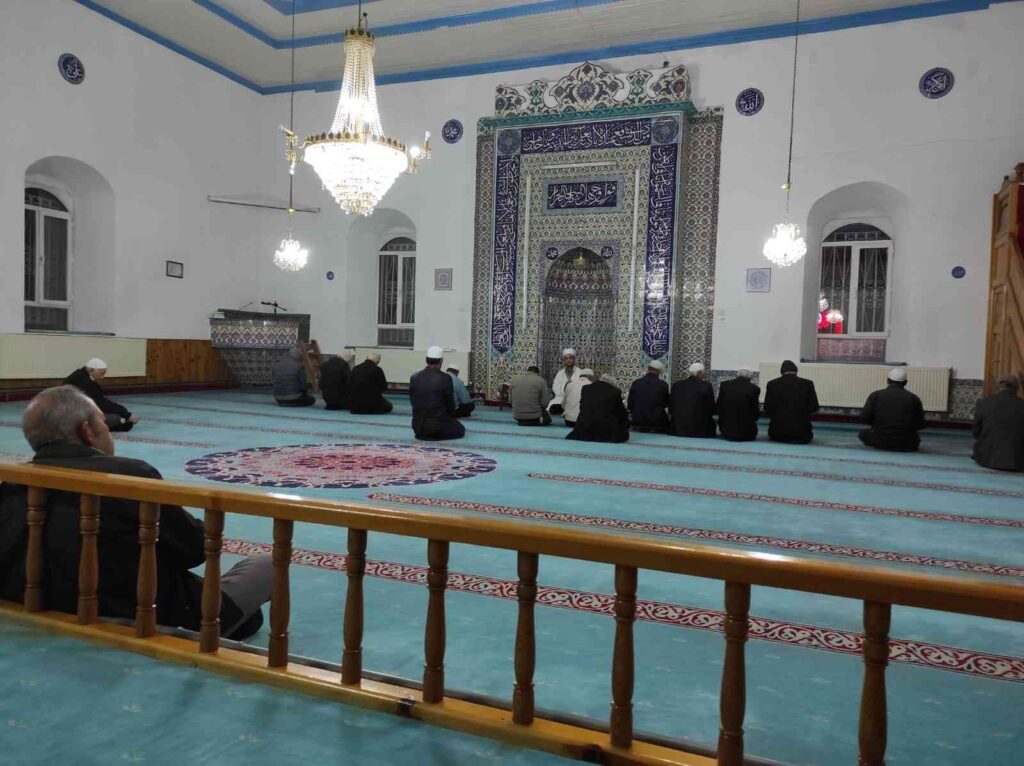 Dumlupınarda Sabah Namazı Buluşması