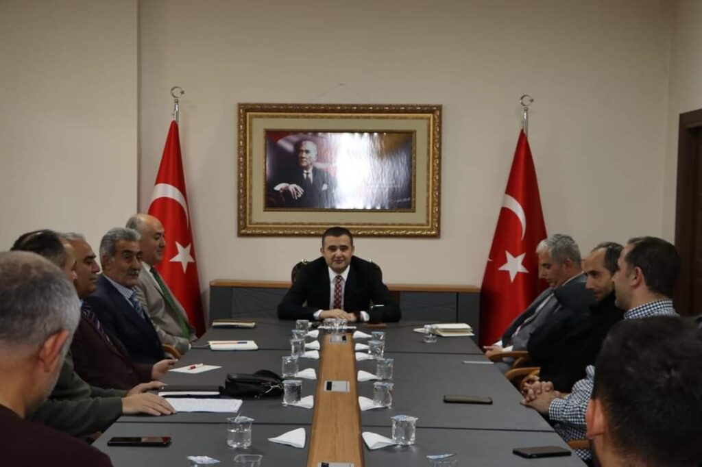 Emi̇rdağda Eği̇ti̇mi̇n Veri̇mli̇li̇ği̇ni̇n Arttırılması Masaya Yatırıldı