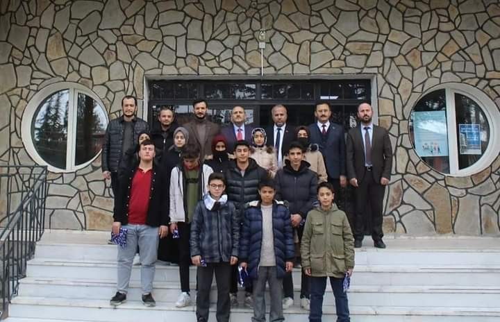 En Güzel Ezanı Okudular, Ödülleri̇ Aldılar