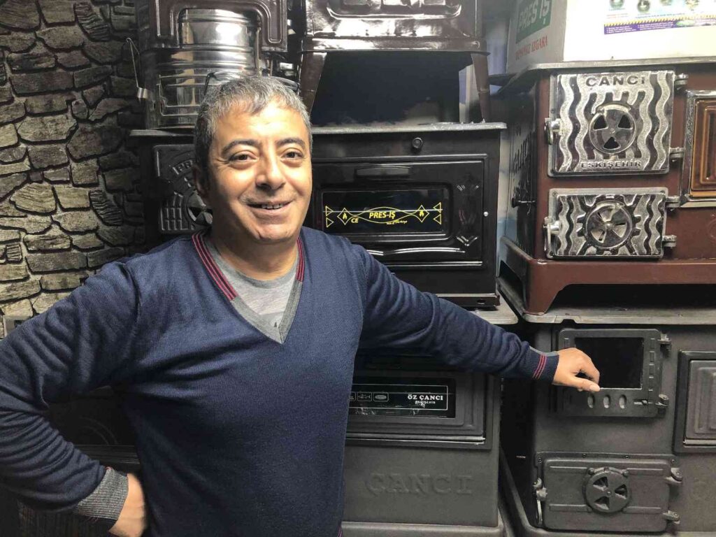 Eski̇şehi̇rde Sobacıların Kış Mesai̇si̇ Başladı