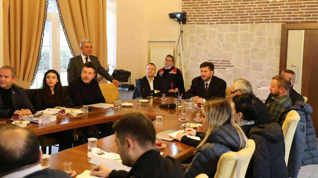 Hi̇be Destekleri̇ Hakkında Bi̇lgi̇lendi̇rme Toplantısı