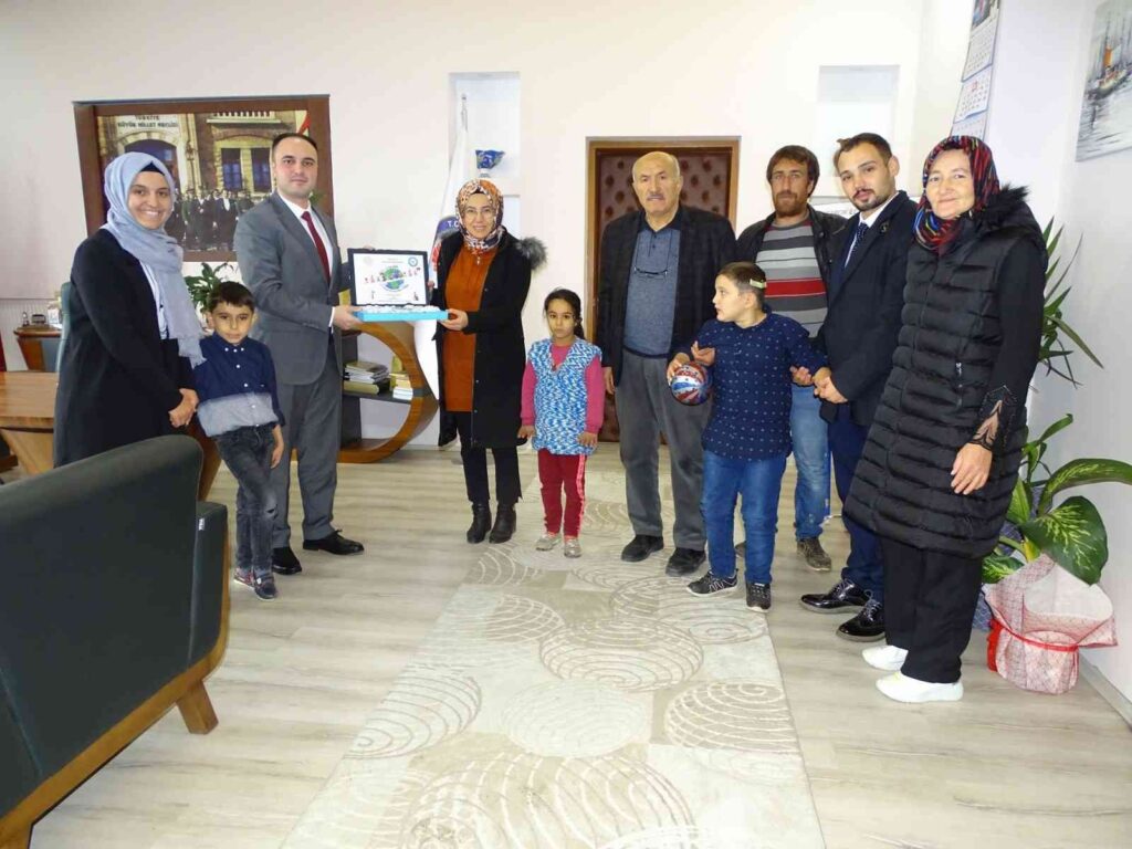 Kaymakam Tosun, Özel Öğrenci̇lerle Buluştu