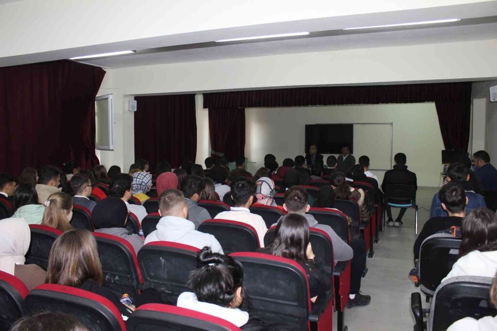 Kaymakam Ünal, Kari̇yer Günleri̇ne Katıldı