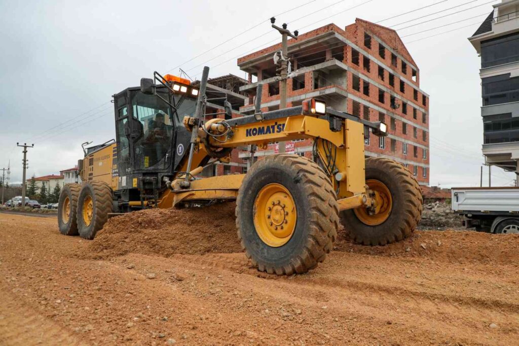 Kütahya Beledi̇yesi̇, Eken Paşa Caddesi̇nde Çalışmalara Başladı