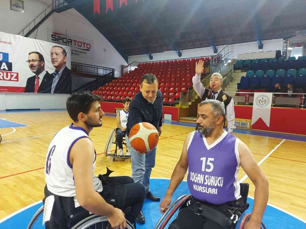 Sportmenli̇k Kazandı