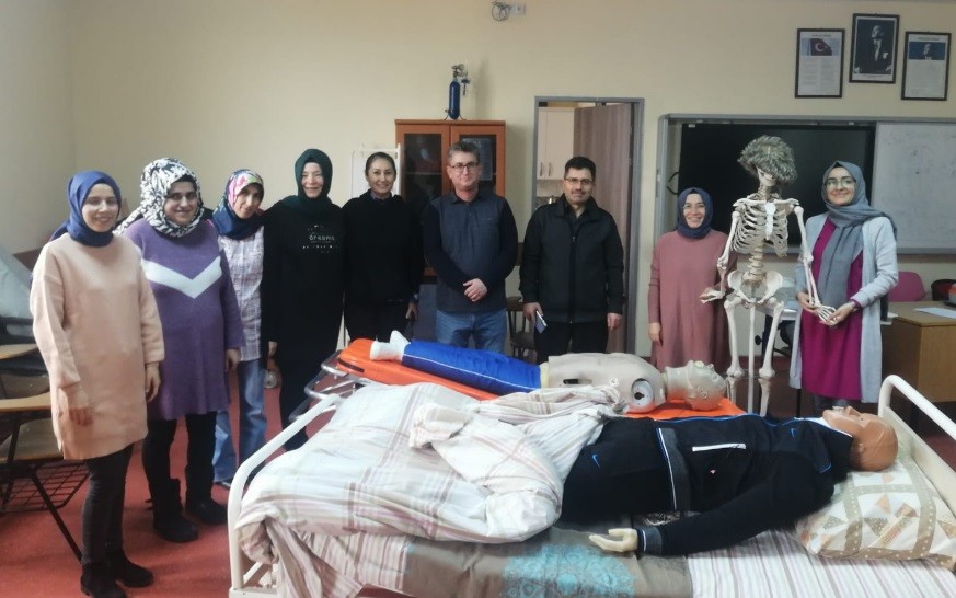 Tavşanlıda Öğretmenlere İlk Yardım Eği̇ti̇mi̇