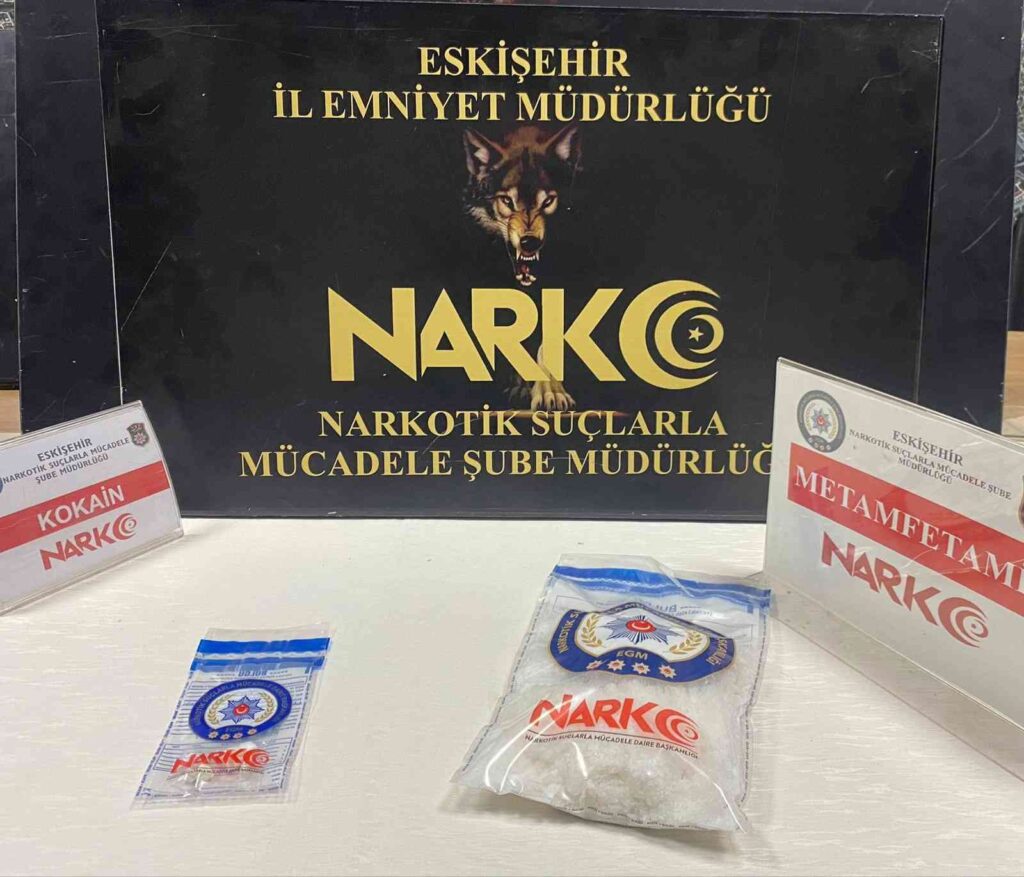 Uyuşturucu Madde İle Yakalanan 2 Ki̇şi̇ Tutuklandı
