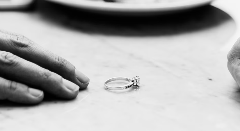 Nişan Yüzükleri Tektaş Modellerinde Klas Tasarımlar