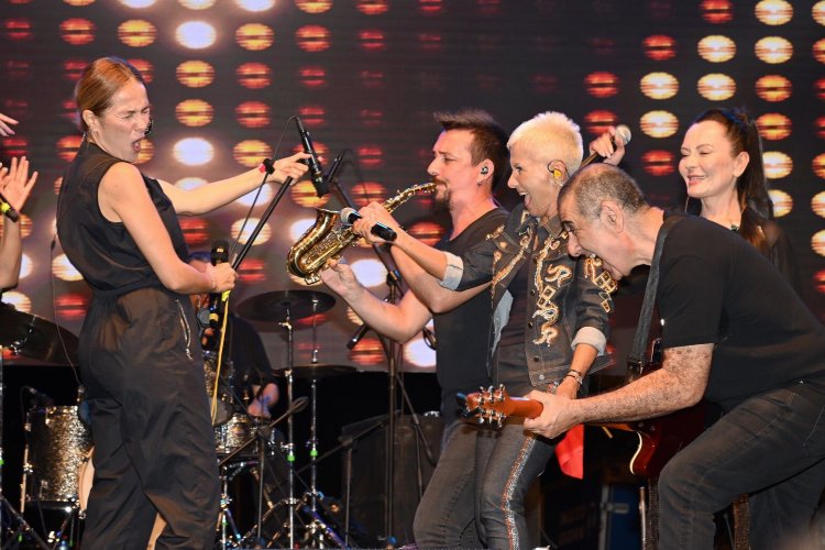 Manisa Demirci’de 90’lar gecesi yaşandı