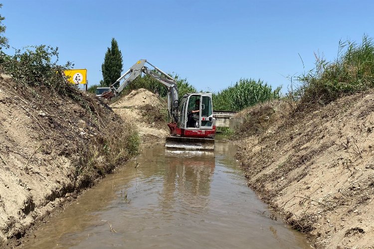 Manisa Şehzadeler’de dere temizliği – İGF HABER