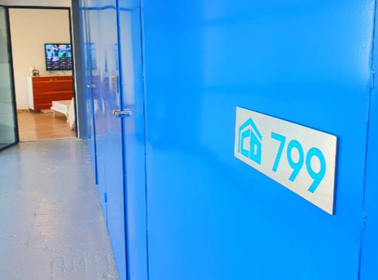 Ev veya İş Yerinizdeki Fazla Eşyalardan Kurtulmanın Yolları