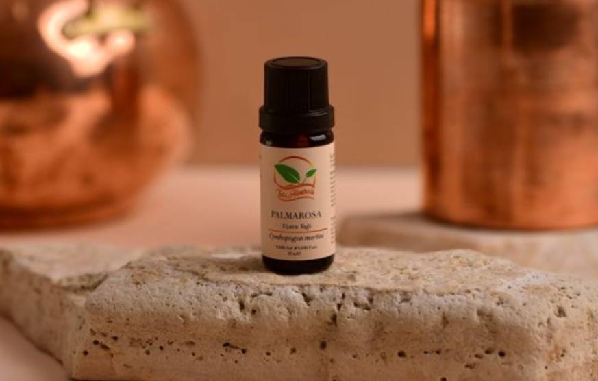 Palmarosa Yağı ile Doğal Cilt Bakımının Sırları