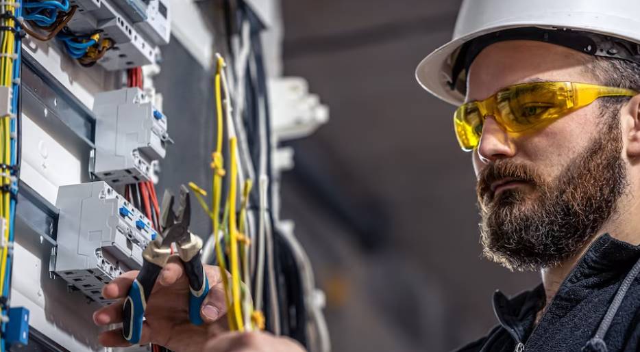 Güvenilir Ve Uzman Elektrikçi Hizmetleri