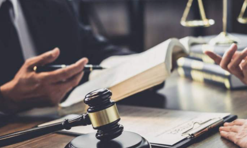 Farklı Hukuk Alanlarında Avukata Soru Sor