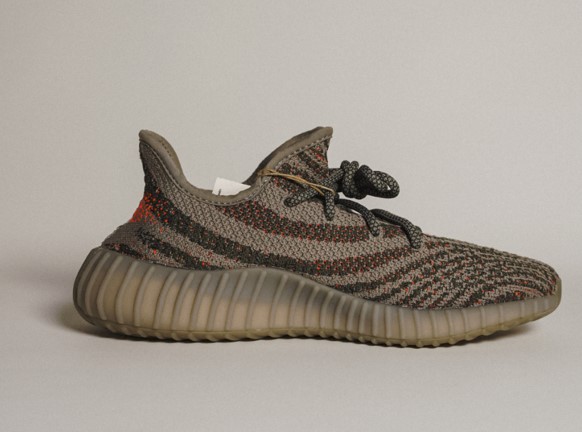 Hype Merch Farkıyla Orijinal Yeezy Satın Al