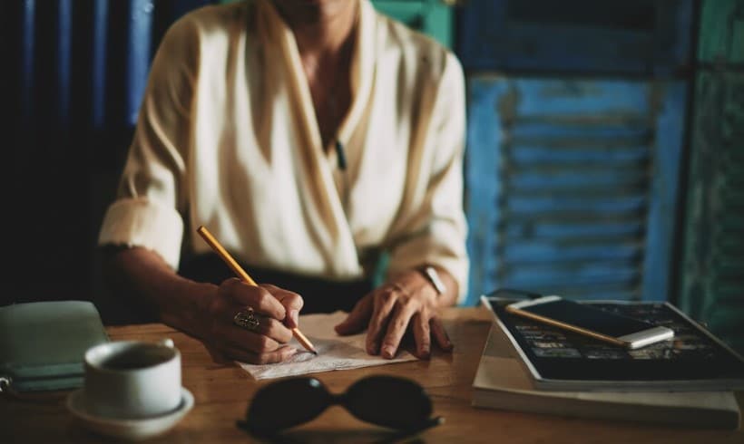 Tez Yazarken Kaynak Kullanımında Nelere Dikkat Edilmeli?