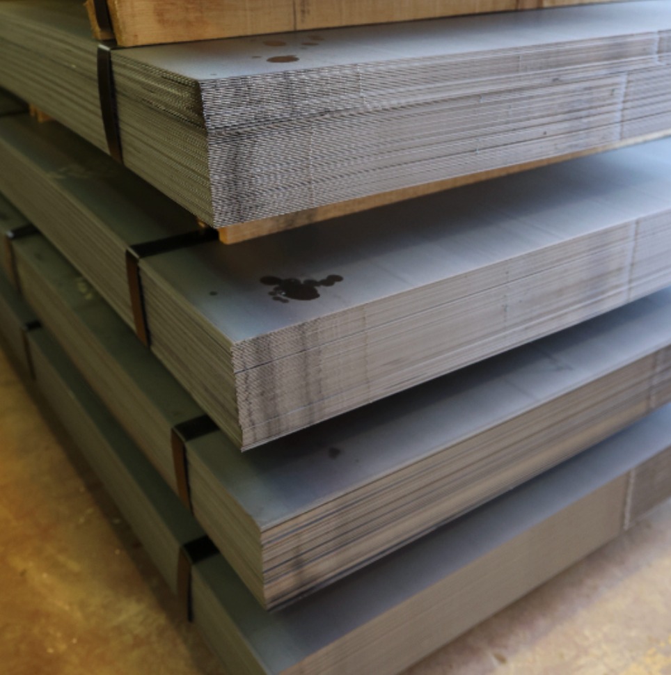 Kare Dolu Demir: Sanayinin Güçlü ve Güvenilir Malzemesi