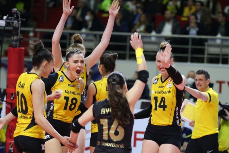 VakıfBank, CEV Şampiyonlar Ligi’nde finalde!