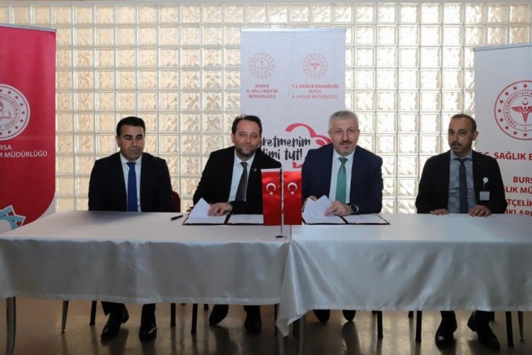 Bursa’da ‘Öğretmenim elimi tut’ projesi için iş birliği