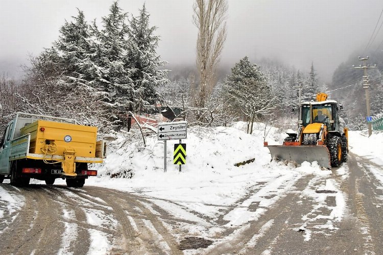 Bursa Yıldırım’da kar ekibi iş başında