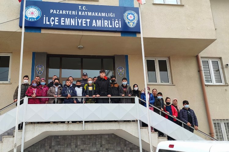 Bilecik Pazaryeri’nde öğrencilerden 10 Nisan ziyareti