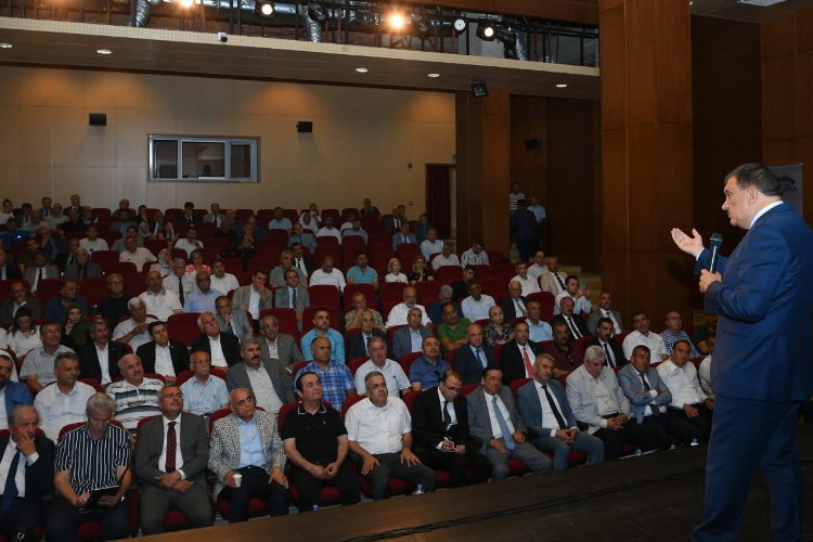 Malatya’da ‘Kayısı Festivali’ istişaresi sürüyor