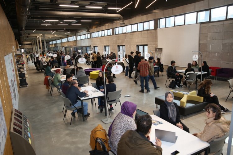 AGÜ’den liselilere tanıtım günü