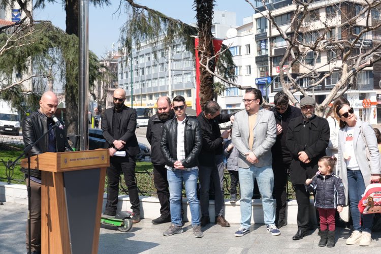 Bursa’da Tiyatro Günü’ne bayram tadında kutlama