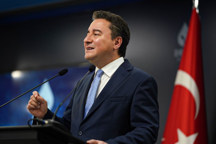 Babacan: “Milletin sofrasındaki ekmeği büyüteceğiz”