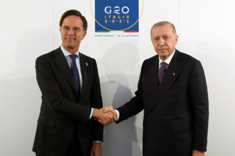 Hollanda Başbakanı bugün Türkiye’de