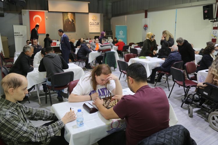 Kocaeli Gölcük’te yetenekler şah, engeller mat!