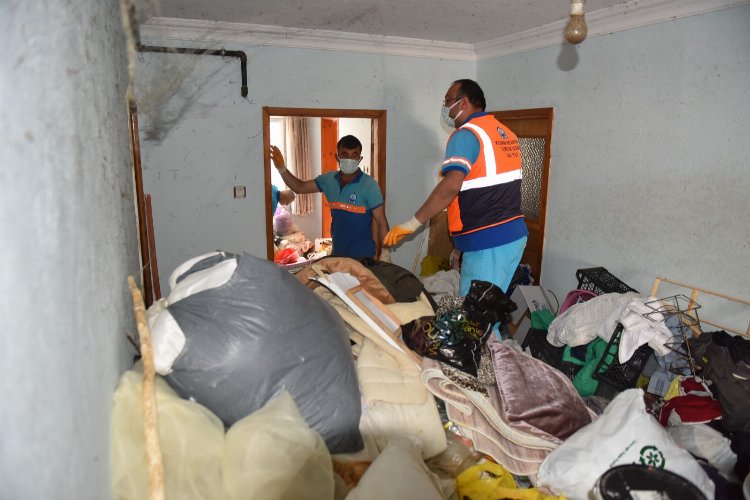 Bursa Yıldırım Belediyesi’nden ‘çöp’ ev mesaisi