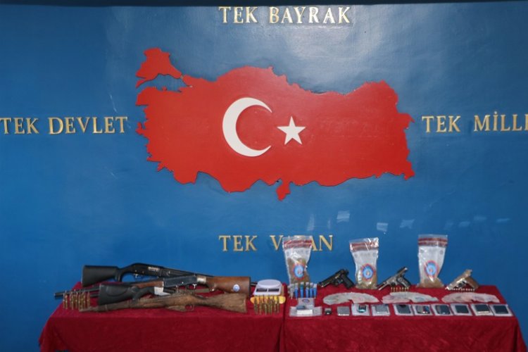 Bingöl’de ‘Kökünü Kurutma’da 21 gözaltı