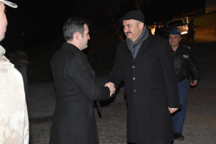 Batman’da Vali Canalp yeni yılı güvenlik korucularıyla karşıladı