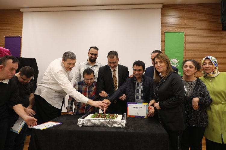 Sakarya’da ‘engelsiz hobi’ kurslarında karne sevinci