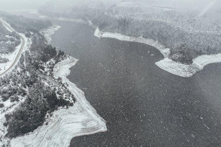 Bursa’da barajlara kar morali