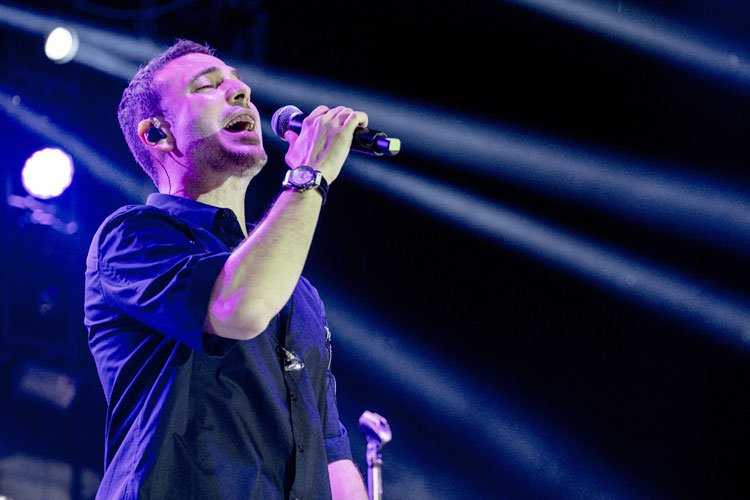 Oğuzhan Koç, ‘akustik Türkçe pop’tan yana