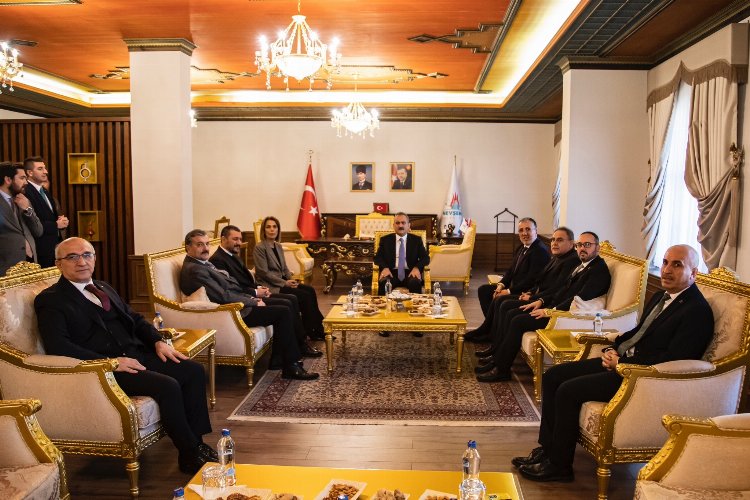 Mahmut Özer’den Nevşehir mesaisi