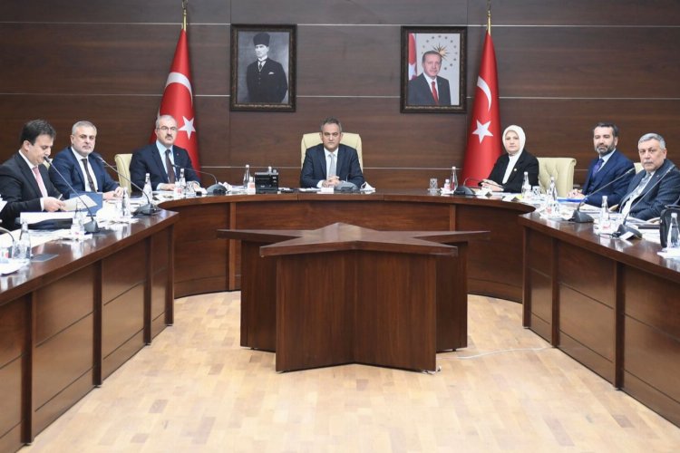 Bakan Özer Elazığ’da