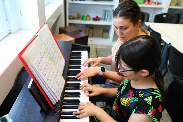 Gaziantep’te çocuklar 14 branşta sanatsal gelişecek
